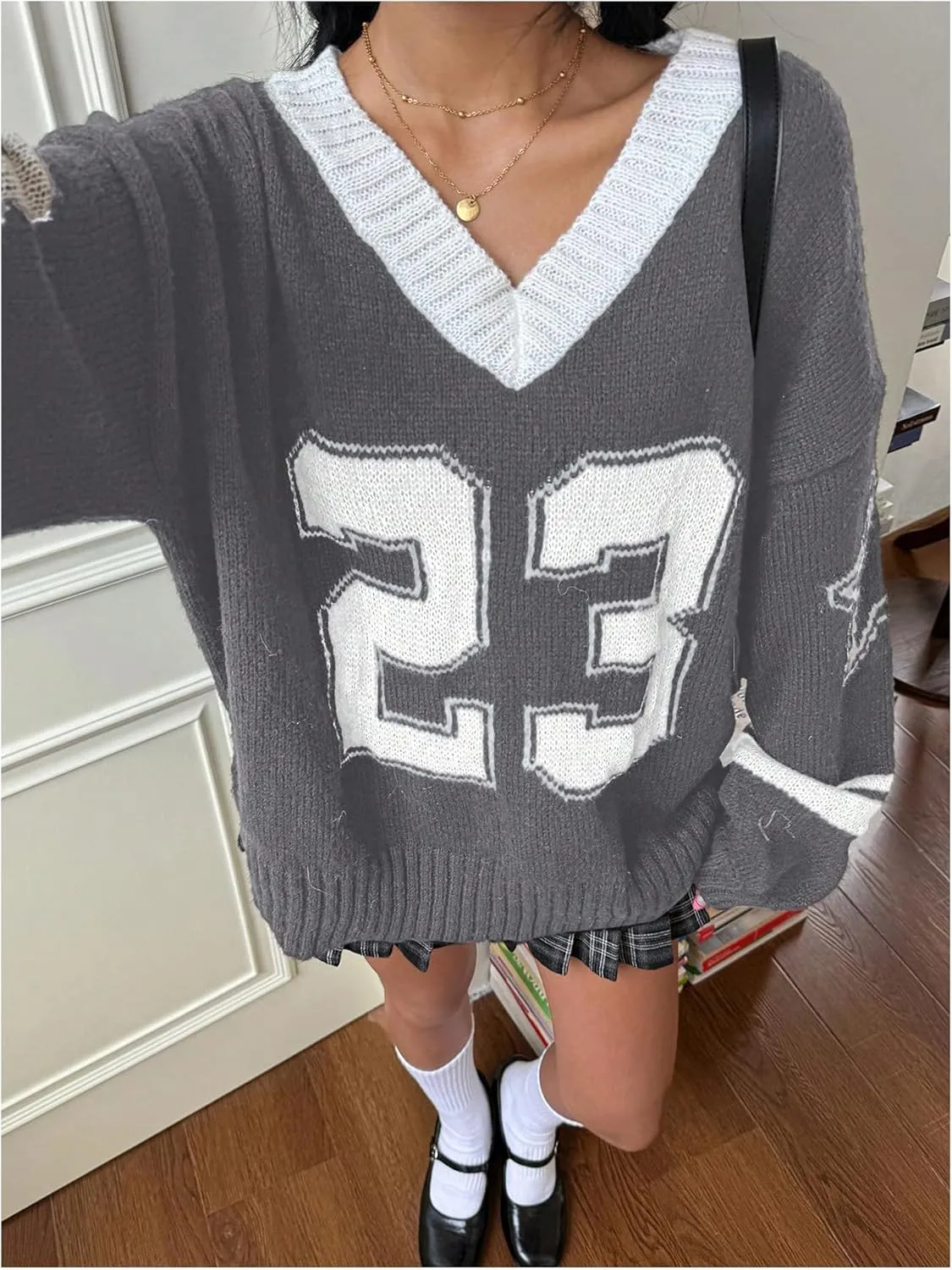 SOLY HUX Women's Y2k Oversized Sweater Number Graphic V Neck Drop Shoulder Long Sleeve Pullover Tops
